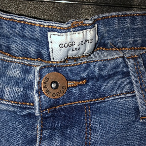 RIPPED JEANS - Picture 2 of 3